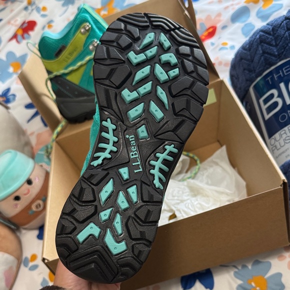 L.L. Bean Kids' Turquoise and Charcoal Boots - Picture 4 of 6